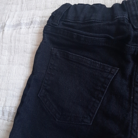 H&M Black Denim Shorts size 4-5 years - Picture 6 of 10